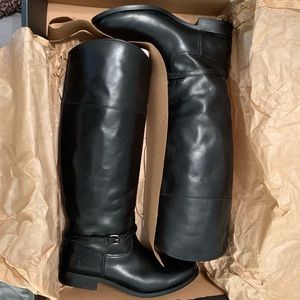 Frye Women’s black Melissa seam tall boots 7.5